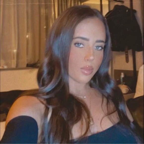 Meet your Posher, Veronica - Picture 1 of 1